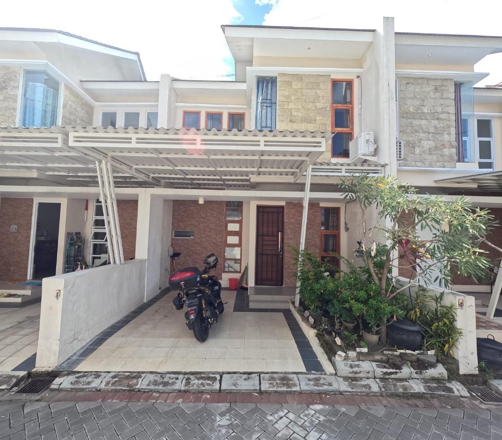 Ndalem Ngadimulyo Homestay Jogja Family Only Ngabean Εξωτερικό φωτογραφία
